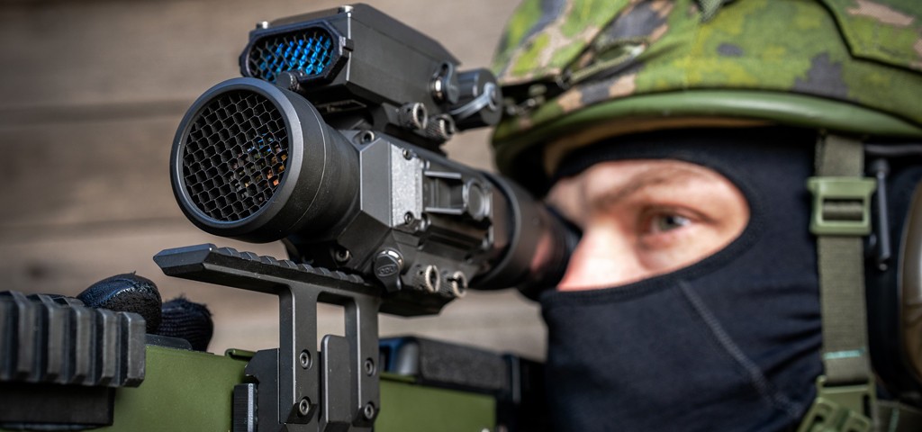 OSKAR TWS compact and accurate multi-weapon thermal smart sight