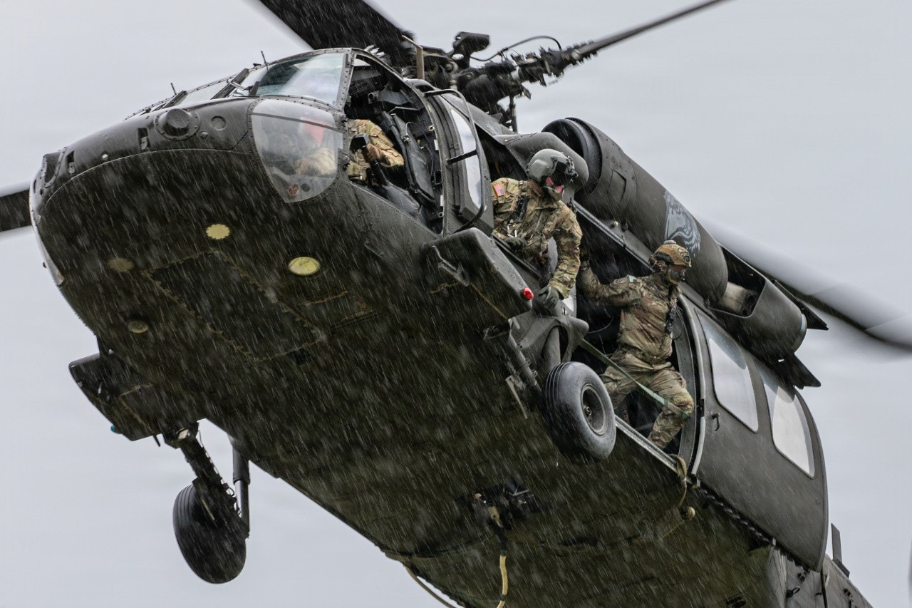 Moog Inc. Achieves FAA Certification for First Retrofit IFR Approved 4-Axis Black Hawk Autopilot