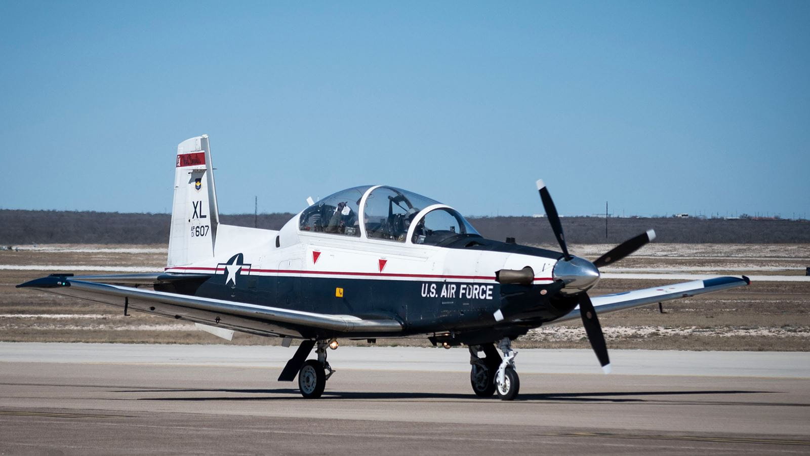 Pratt & Whitney Canada Awarded $1 Billion US JPATS T-6 Trainer Sustainment Contract