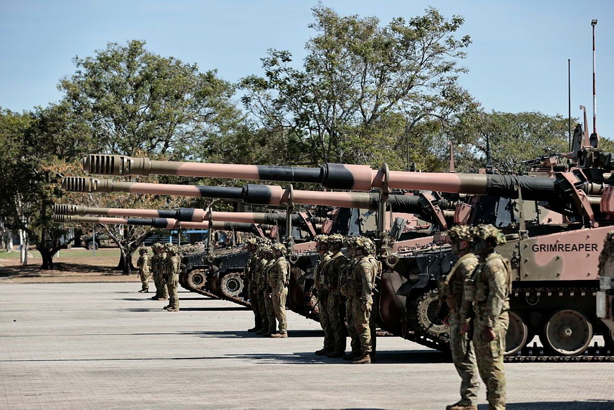 AS9 Huntsman Self-propelled Howitzers