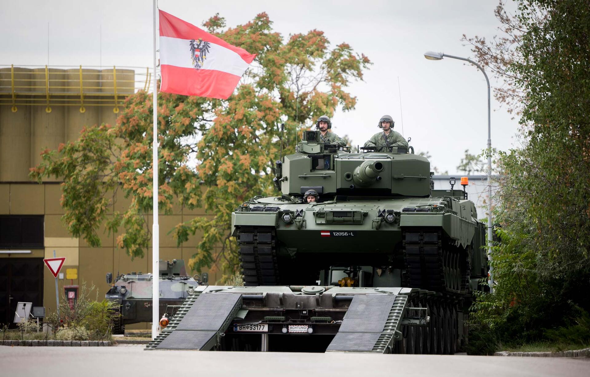 Austrian Armed Forces Leopard 2A4 Main Battle Tank