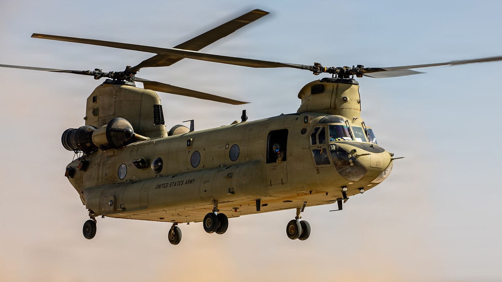 Collins Aerospace to Support Modernization of US Army's Chinook Helicopters