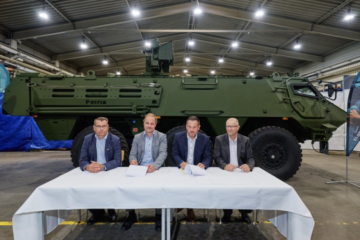 From left: Antti Huuskonen, Commercial Director of German CAVS, Patria; Jussi Järvinen, Executive Vice President of Protected Mobility, Patria; Christoph Cords, Chief Executive Officer, KNDS Deutschland Maintenance; Thomas Kohler, Chief Financial Officer, KNDS Deutschland Maintenance.