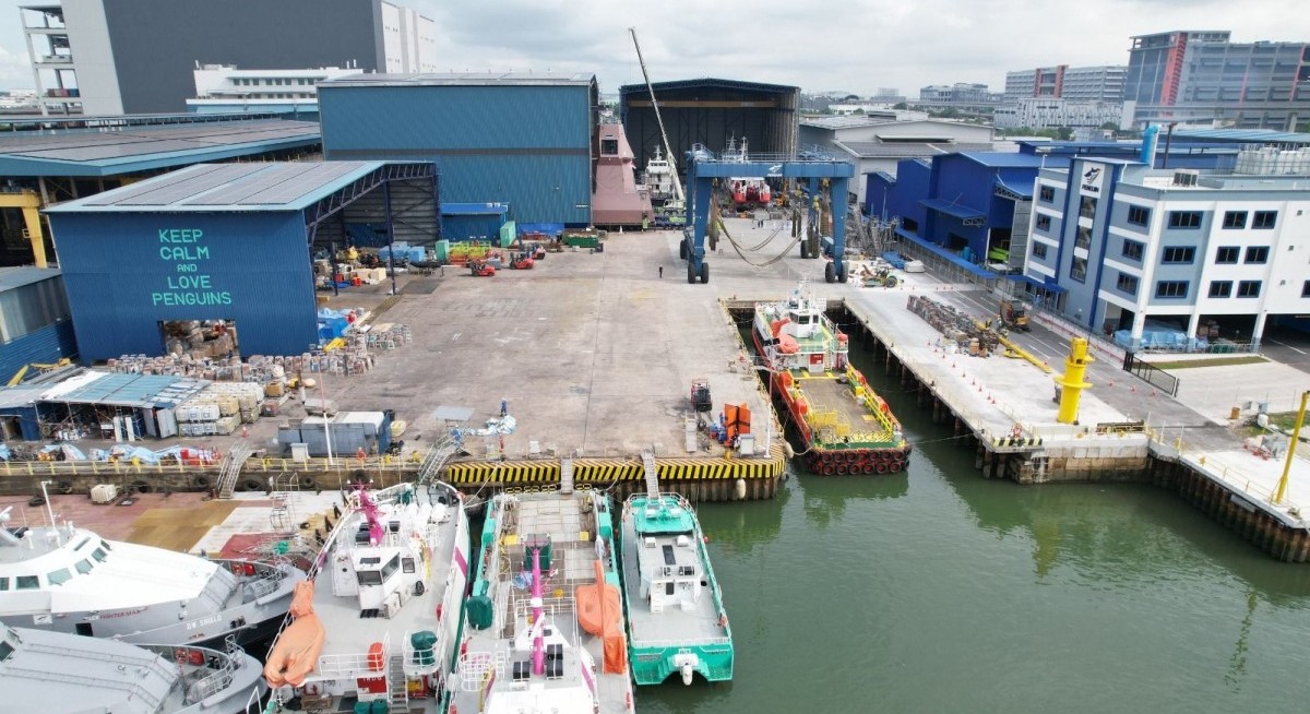 Penguin Secures First Naval Prime Contract with Singapore Landing Craft Order