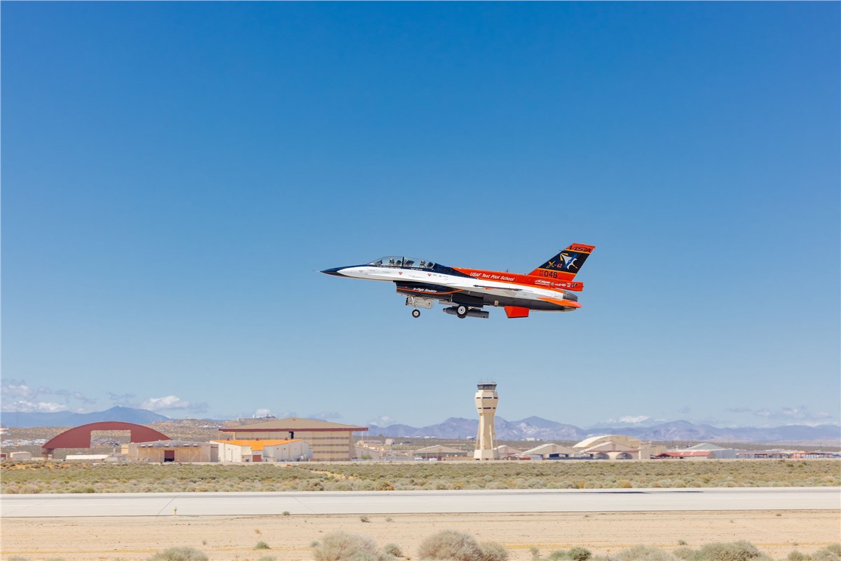 Lockheed Martin Skunk Works Advances Sensor-Powered AI Fighter Intercept