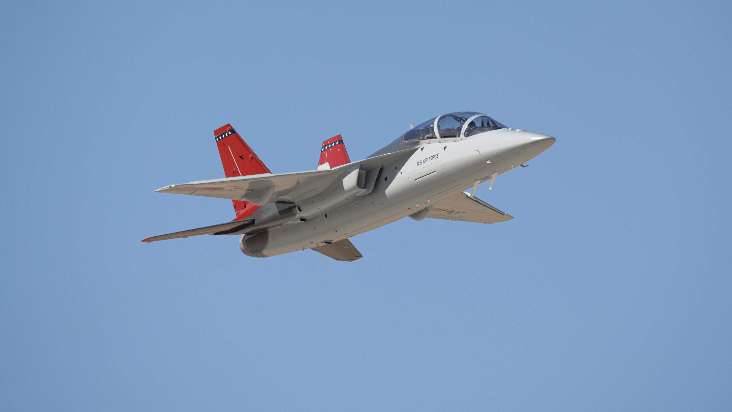 AETC Advances Next-gen Pilot Training with T-7A Red Hawk Live-virtual-constructive Integration